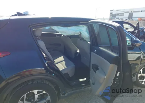 2021 Kia Sportage Lx z USA, uszkodzony, nr VIN KNDPM3AC6M7926185